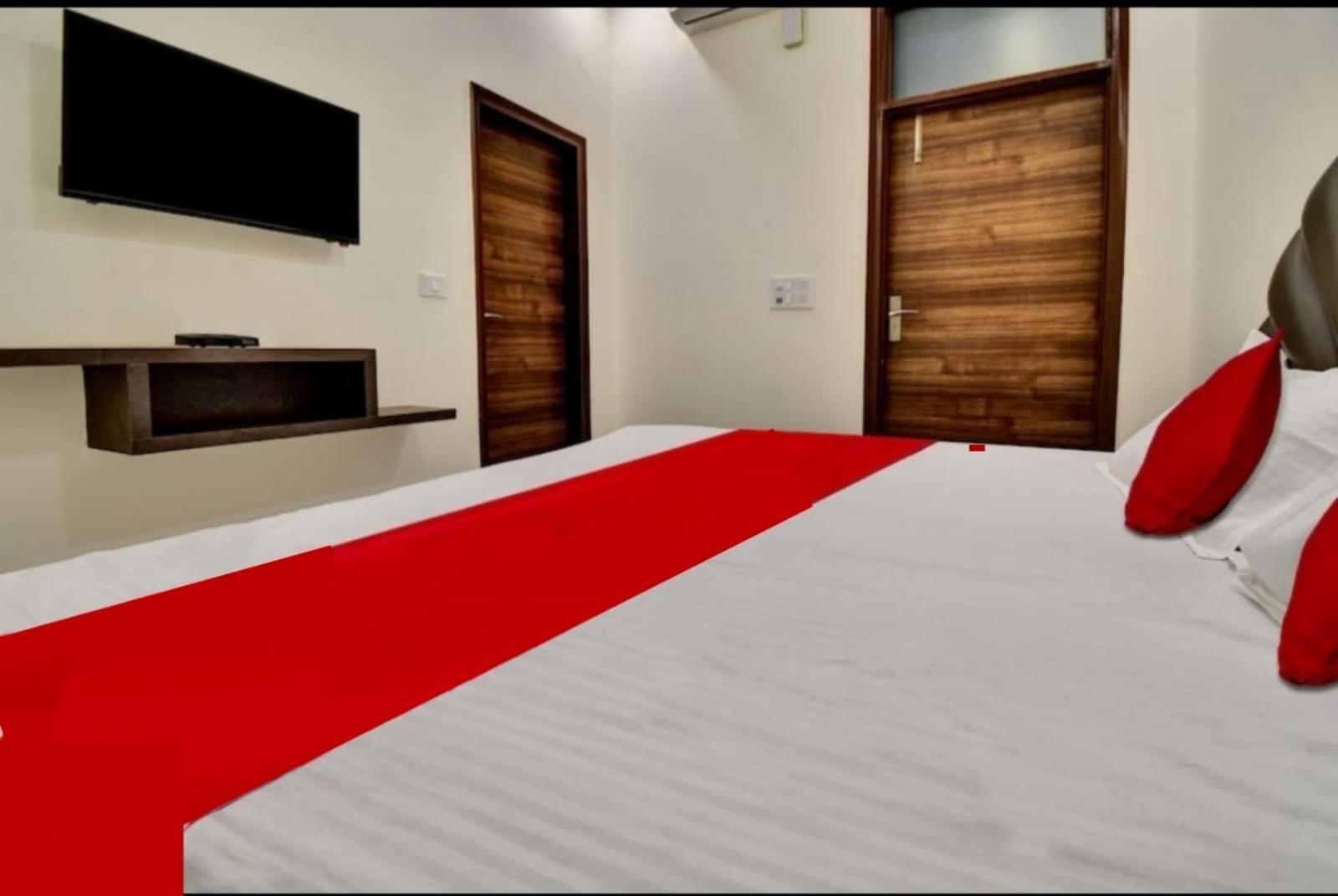 Hotel Sukoon - Ramesh Nagar New Delhi Exterior foto